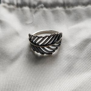 Light as a Feather Pandora Ring